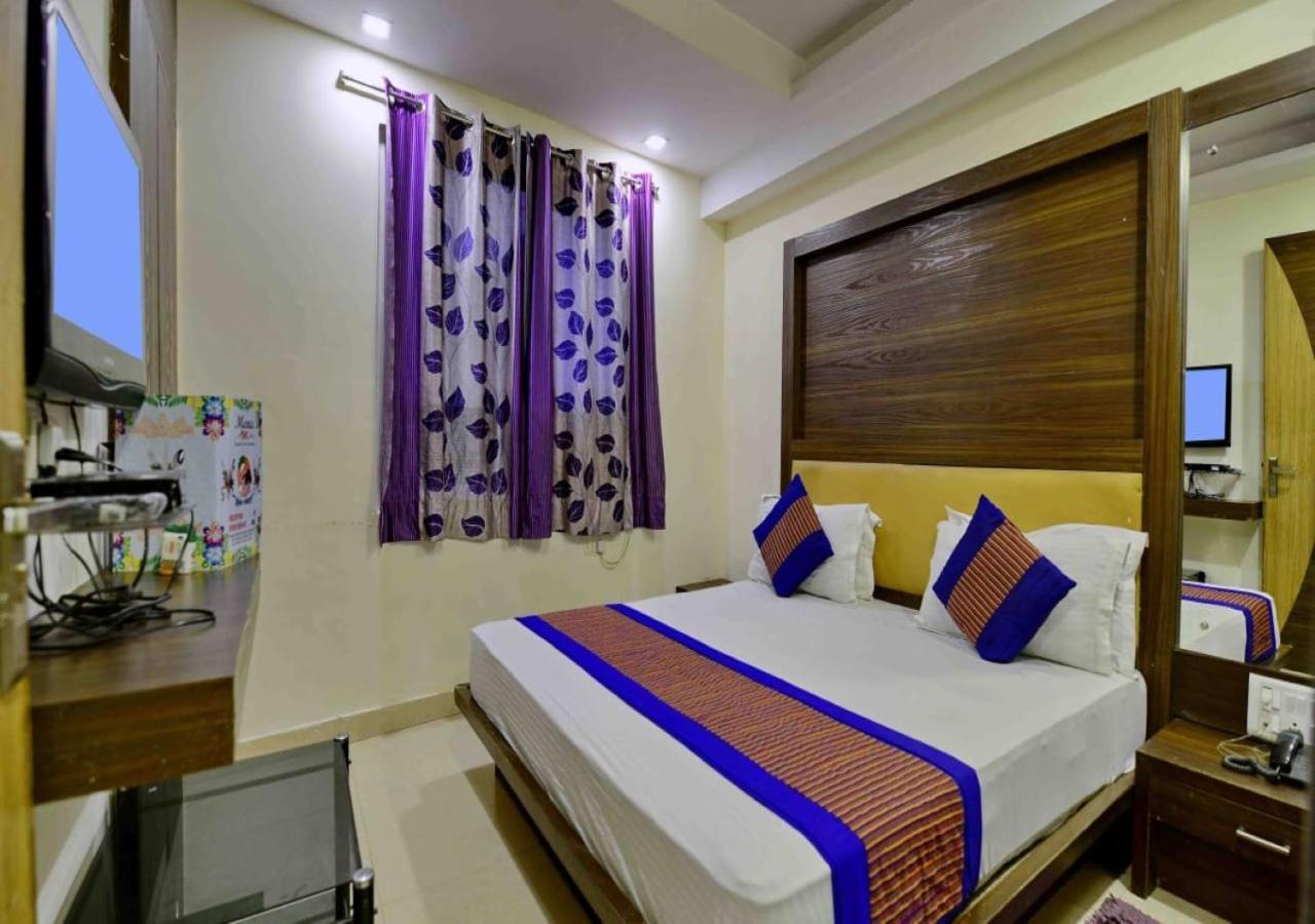 Hotel I Stay & Revels Near New Delhi Railway Station- By Ap Singh Hotels Екстер'єр фото