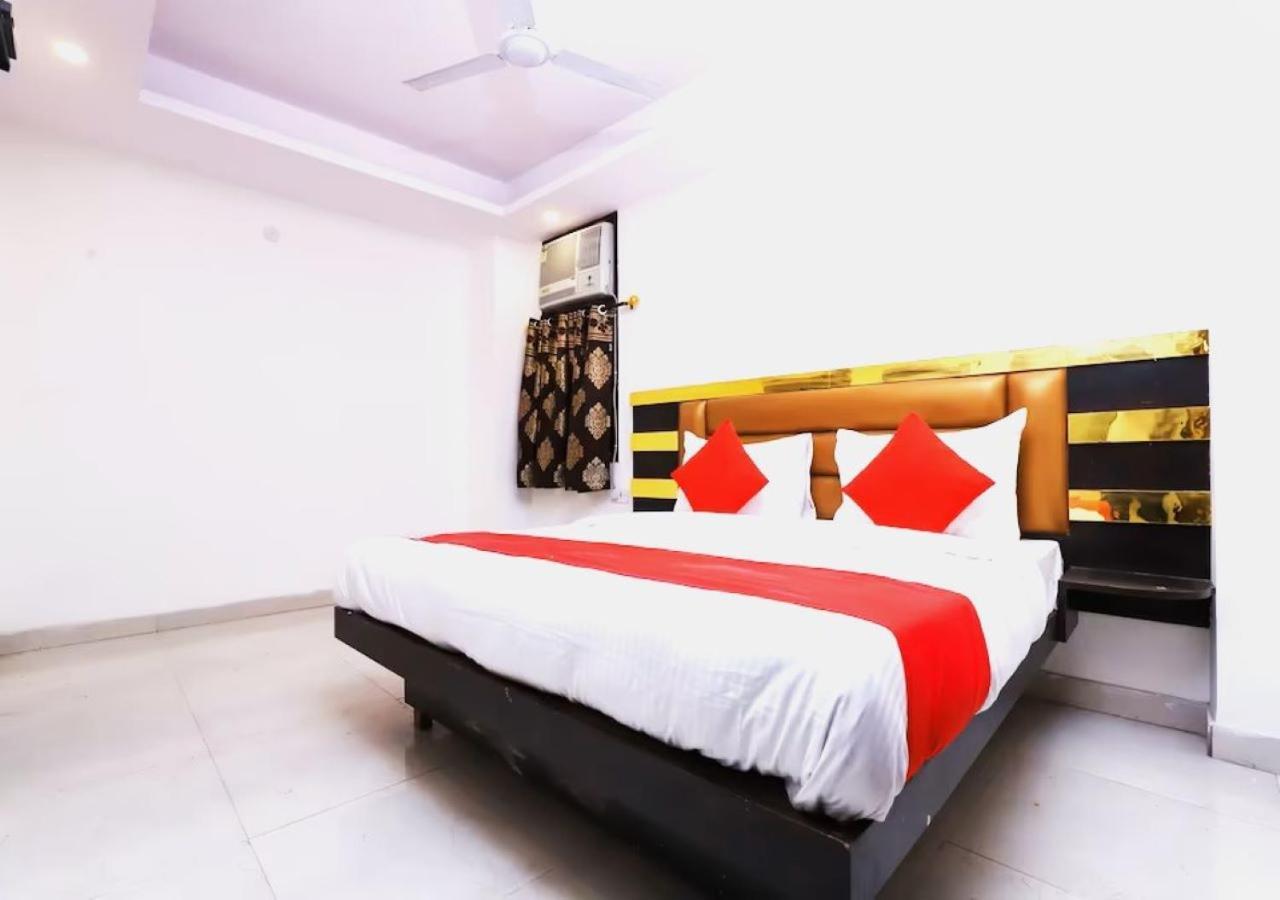 Hotel I Stay & Revels Near New Delhi Railway Station- By Ap Singh Hotels Екстер'єр фото