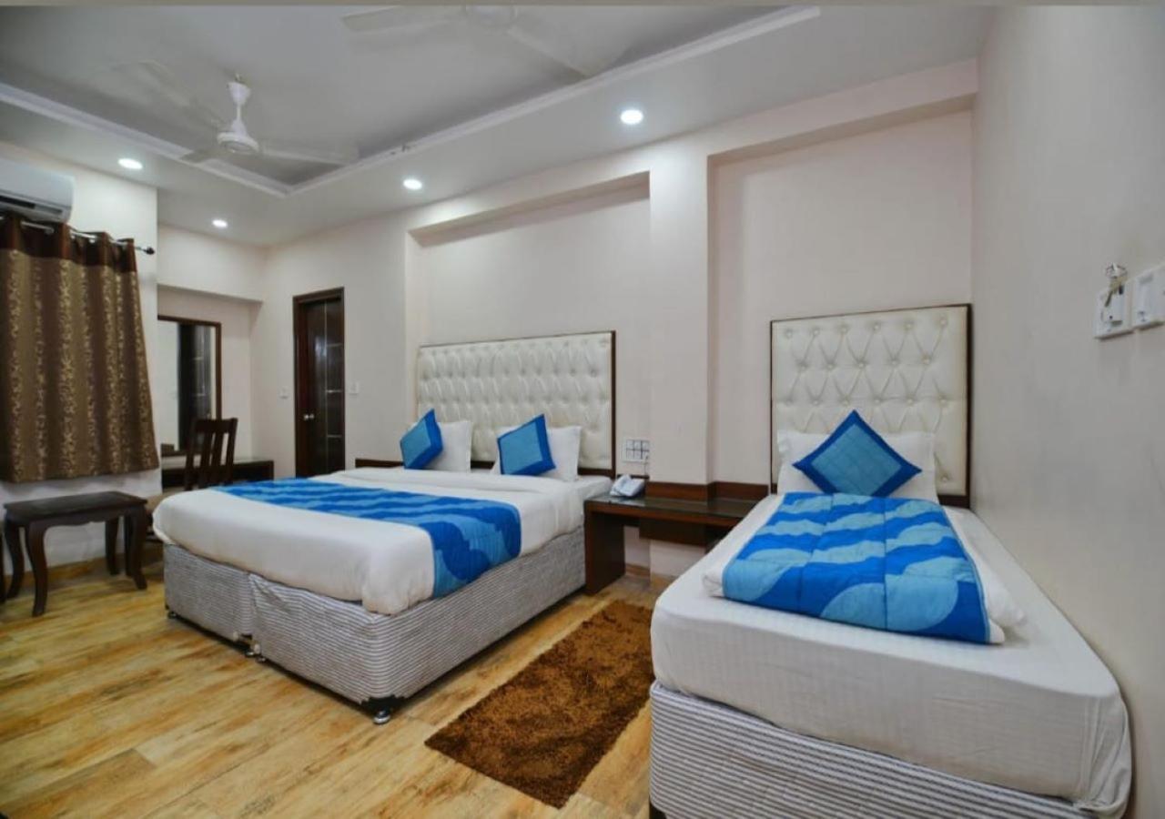 Hotel I Stay & Revels Near New Delhi Railway Station- By Ap Singh Hotels Екстер'єр фото