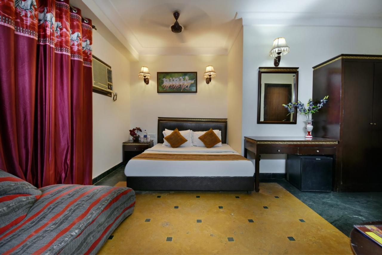 Hotel I Stay & Revels Near New Delhi Railway Station- By Ap Singh Hotels Екстер'єр фото
