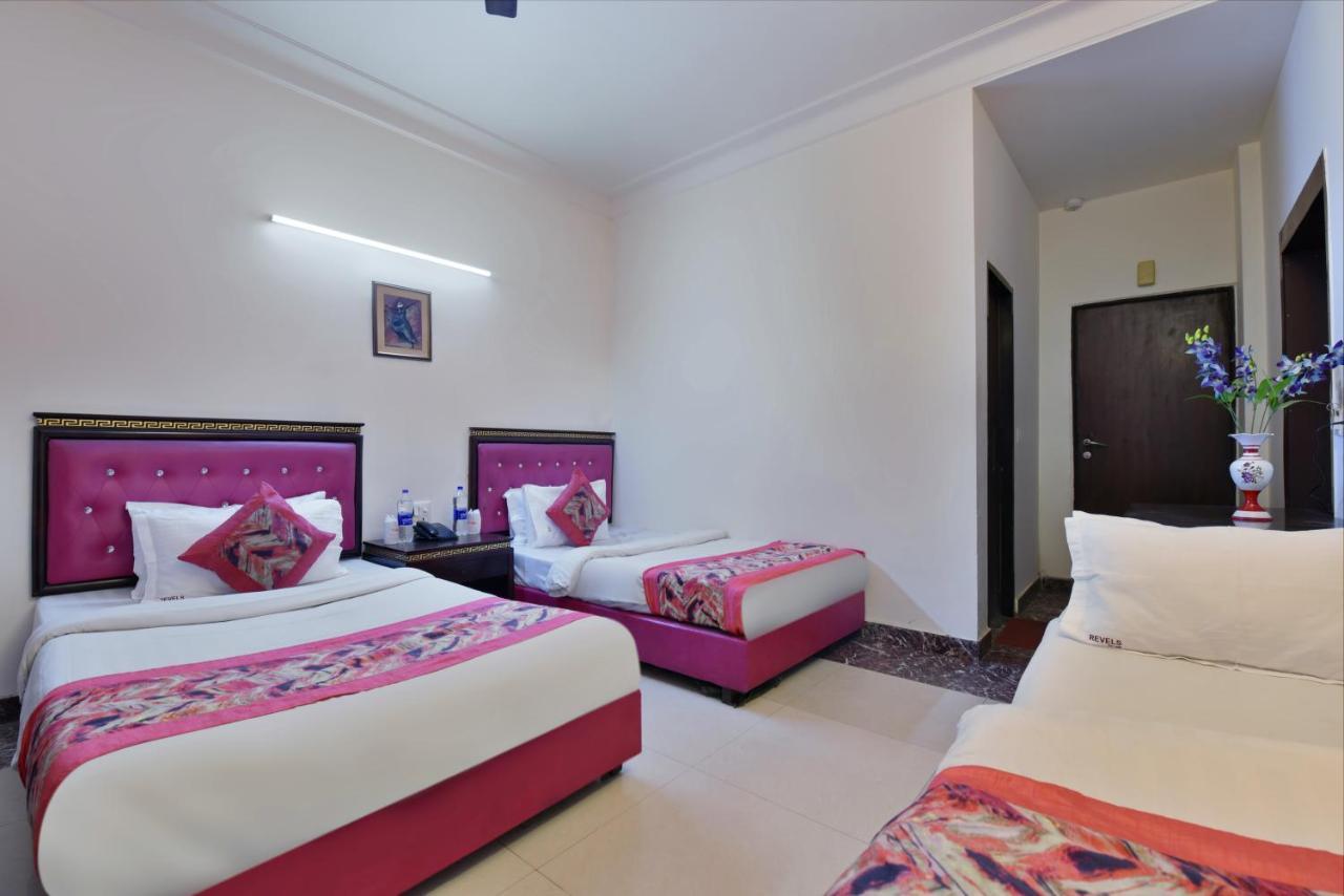 Hotel I Stay & Revels Near New Delhi Railway Station- By Ap Singh Hotels Екстер'єр фото