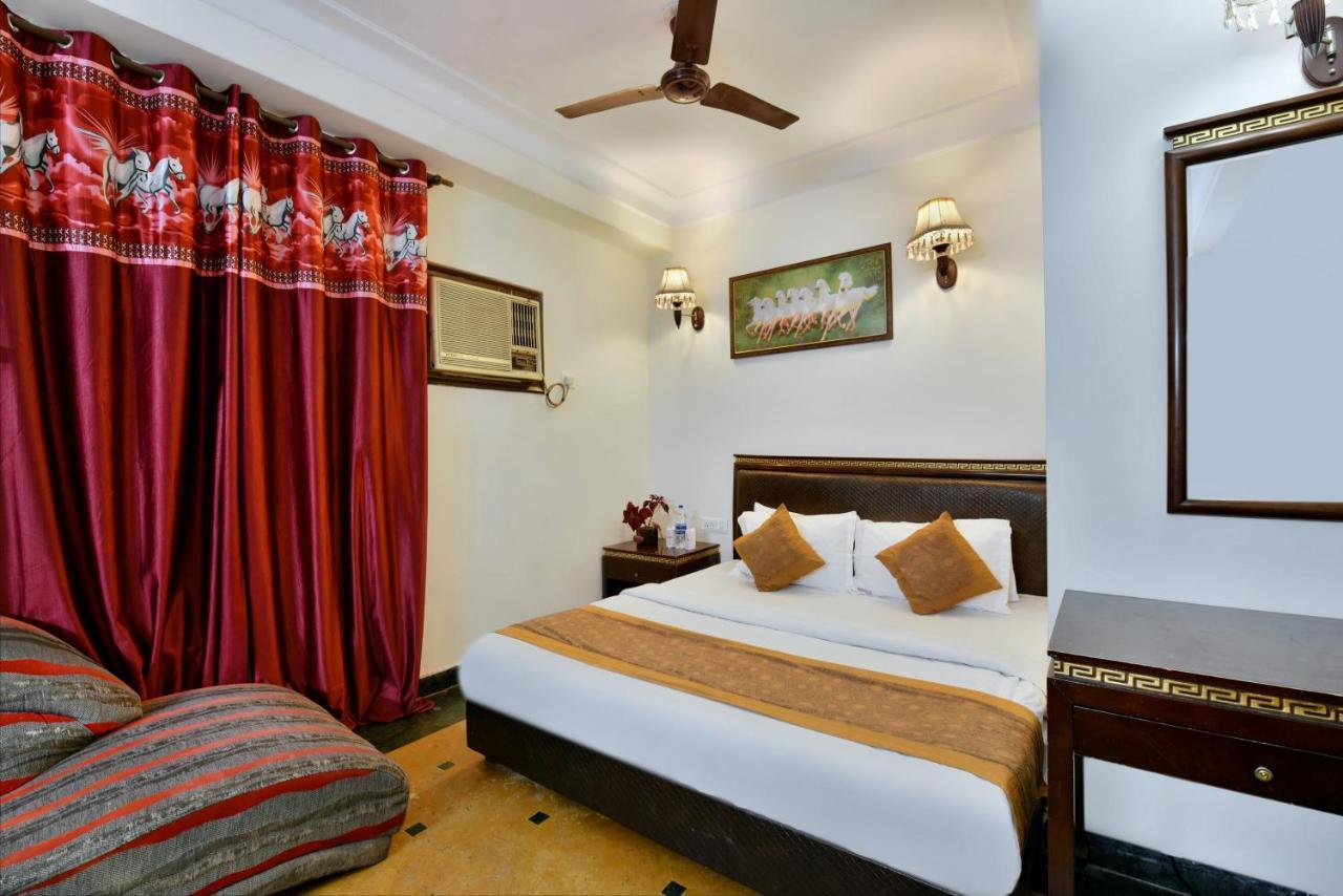 Hotel I Stay & Revels Near New Delhi Railway Station- By Ap Singh Hotels Екстер'єр фото